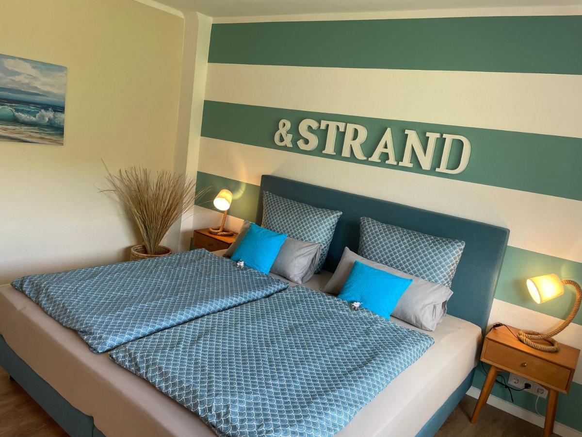 Lüttje Najade Ruhige, zentrale Lage am Rande des Kurparks. Wenige Gehminuten zum Strand und in die Innenstadt. Neu renovierte und liebevoll eingerichtete Wohnung. Borkum Exterior foto