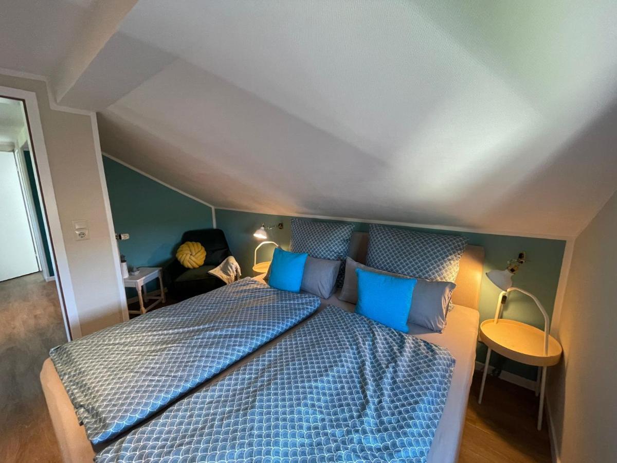 Lüttje Najade Ruhige, zentrale Lage am Rande des Kurparks. Wenige Gehminuten zum Strand und in die Innenstadt. Neu renovierte und liebevoll eingerichtete Wohnung. Borkum Exterior foto