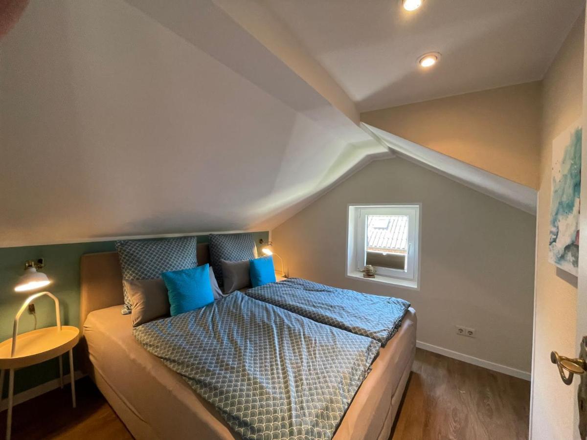 Lüttje Najade Ruhige, zentrale Lage am Rande des Kurparks. Wenige Gehminuten zum Strand und in die Innenstadt. Neu renovierte und liebevoll eingerichtete Wohnung. Borkum Exterior foto